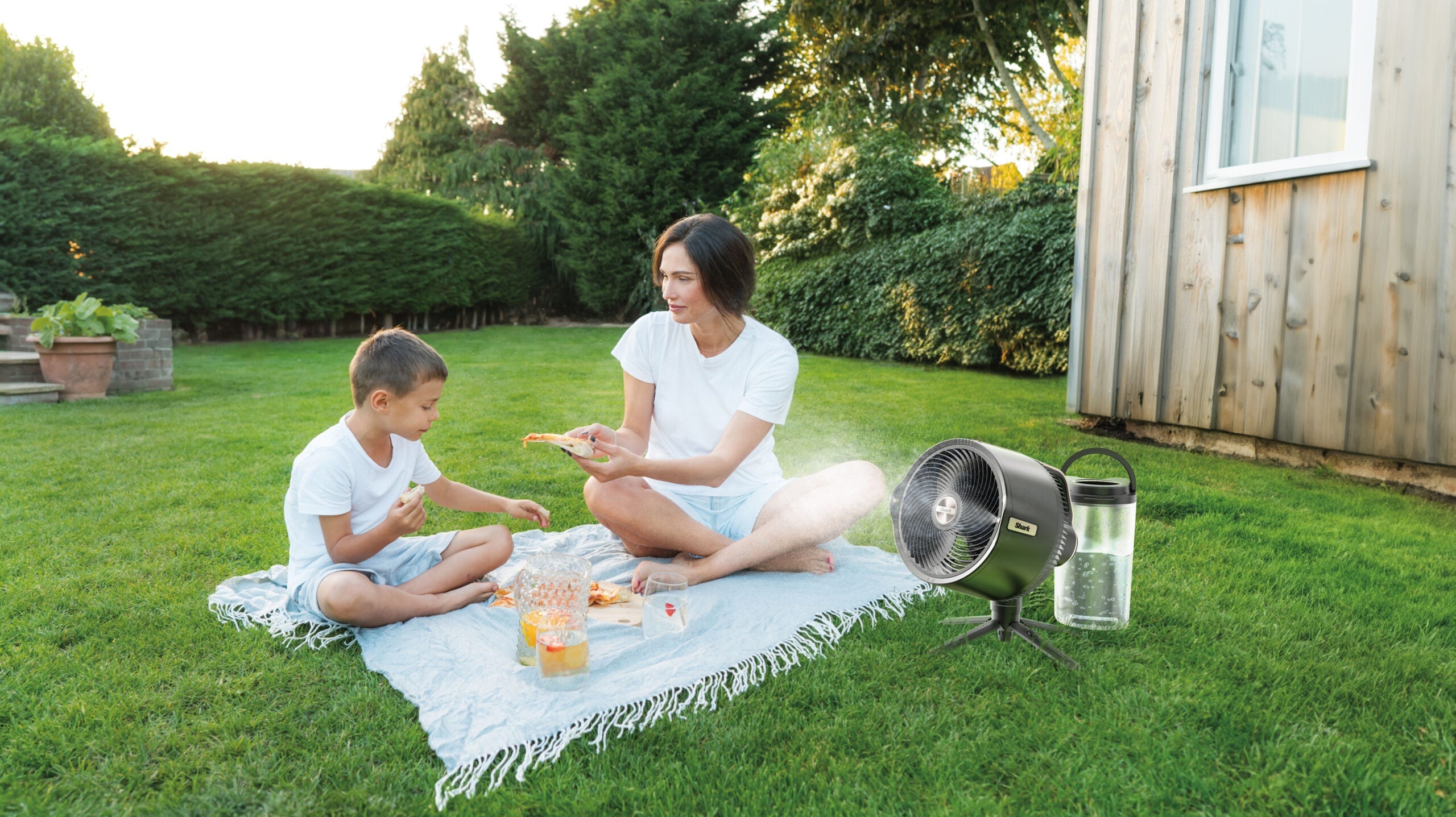 Shark FlexBreeze™ ProMist FA300EU Vezeték nélküli ventilátor vízpermet funkcióval